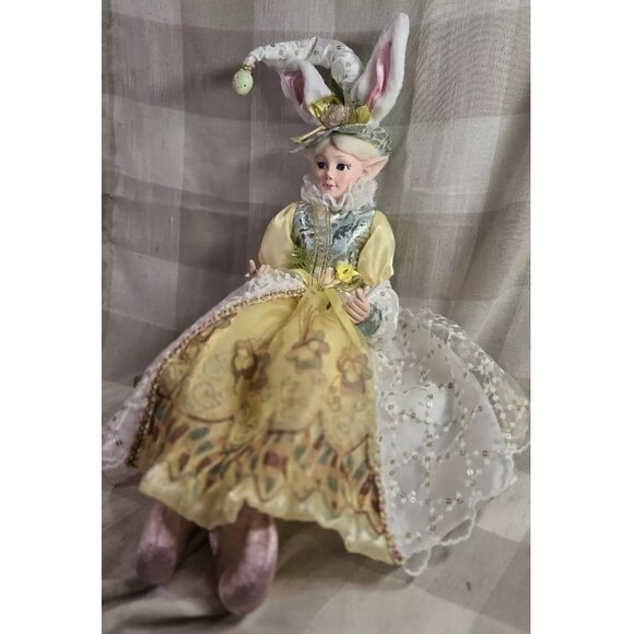 Cynthia Rowley Easter Elf Bunny Shelf Sitter Doll Tabletop Spring Decor Yellow - Picture 5 of 9